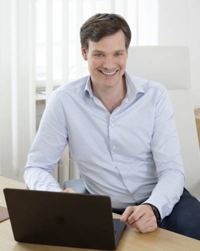 Fettabsaugung am Bauch in Augsburg bei Dr. Cerny