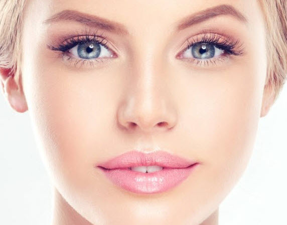 Nasolabialfalte unterspritzen 